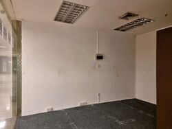 Concorde Shopping Centre (D3), Retail #390352611